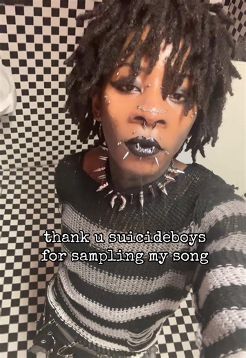 Surprising Wake-Up Moments with G59's Grey Day