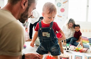 What Questions: speech therapy tips and activities  — Toddler Talk