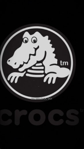 Dép Crocs là thương hiệu giày dép nổi tiếng của Mỹ, được thành lập năm 2002 bởi Scott Seamans, Lyndon Hanson và George Boedecker Jr. Ban đầu, sản phẩm được phát minh dành cho các hoạt động chèo thuyền với chất liệu nhựa xốp độc quyền bền bỉ, nhẹ, chống trơn trượt và có lỗ thoáng khí, lấy cảm hứng từ loài cá sấu.#crocs #CapCut