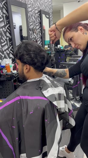 Expert Haircut Techniques by a Skilled Lady Barber