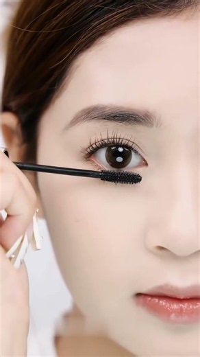 👀 Why are beauty brands doubling down on innovative mascara launches in 2026?