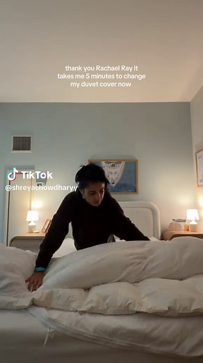 Transform Your Duvet Cover in 5 Minutes with Rachael Ray