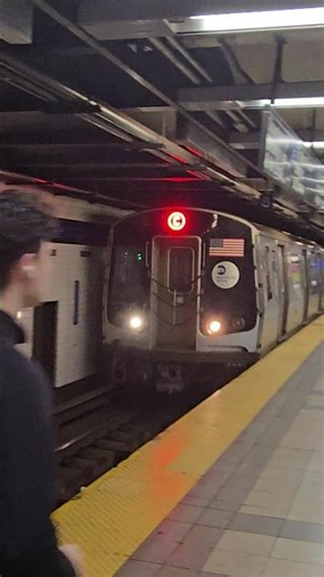 R179 C train Arriving at Canal st