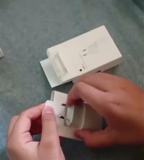 Apple USB-C charging adapter 20watts ASMR unboxing #apple #iphone #usbc #charging #asmr #unboxing