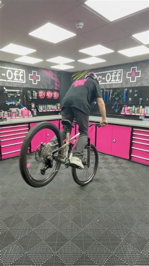 HOW TO STOP NOISY DISC BRAKES HACK #mucoff