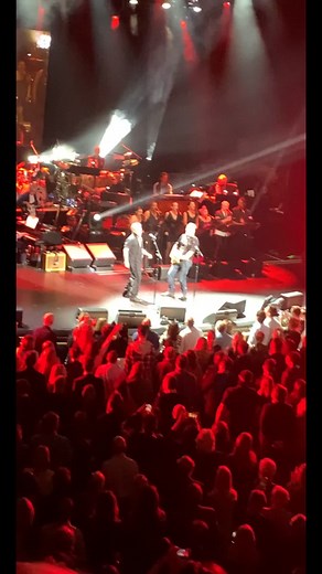 Bruce Springsteen & John Mellencamp #glory #days #bruce #musica #concerts #legends