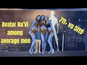 Tall Cosplayers as Avatar Na’Vi