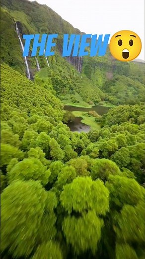 Retrowave Vaporwave Synthwave Radio | Chill Synthwave and Futuristic Music for Car Rides