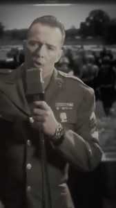 Day 2 of 12 Days of Scott Weiland Christmas. Scott takes on “I'll Be Home For Christmas” in his own way. Familiar, but never ordinary. 🎄 #ScottWeiland | Scott Weiland