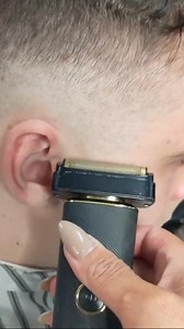 It doesn't get fresher than this. 🔥 Shella's technique and cordless #ANDIS tools are the perfect match, if we're being honest. 🙌 #ANDIS Global Educator @s_barbarella crafted this clean cut with the Grey #reVITEClipper, the #beSPOKETrimmer, and the #reSURGE Shaver. 💈 #Barbering #BarberTools https://bit.ly/Andis-All-BB-Products | Andis Company