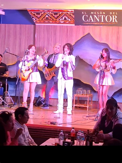 #homenaje #parati @David Santalla #misocio #actor #folkloreboliviano @Abigail Bolivia @Gael Bolivia @Cloe Bolivia @Jonas Vicente @Nina Nina @Electronvoltio @Jose Alfredo