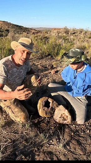 Desenterramos gran Geoda de Cuarzo! #piedraspreciosas #cuarzos #geodas #minerales #Minecraft | Hijo De La Pacha