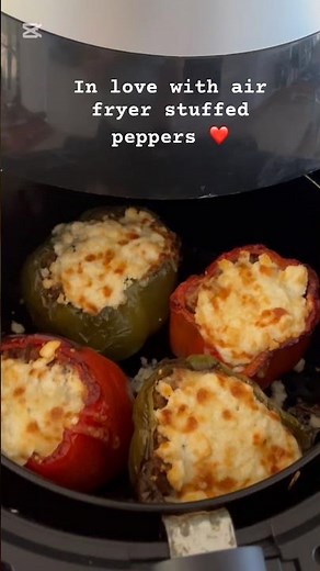 Easy air fryer stuffed peppers #airfryerrecipes #stuffedpeppers