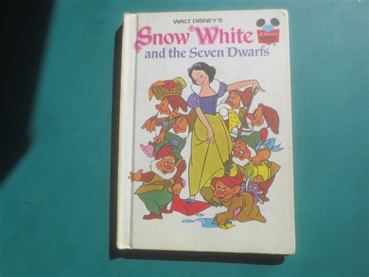 Vintage 1973 1st Edition Walt Disney's Snow White and the Seven Dwarfs Children's Book. - Etsy