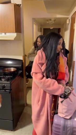 2K views · 43 reactions | Sharra finds out they’re staying IN THE PROJECTS of Chicago! Brooke is shocked! Part 4 | Jackson Hill | Facebook