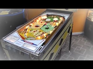 Troubleshooting a Gottlieb Four Seasons EM Pinball Machine - How To Read Schematics