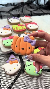 Pumpkin Hello Kitty Cookie!!!🎃😻 #halloween #hellokitty #sanrio #kawaii #cute #yummy #hellokittylover #hellokittycookies #sanriocore #cookiedecorating #decoratedcookies #royalicing