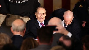 Bob Dole pays tribute to Norm Macdonald