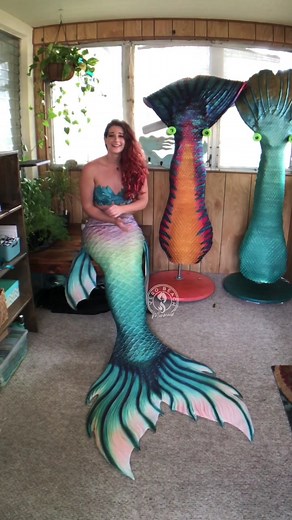 Mermaid Cosplay Street Prank with Realistic Mermaid Tail