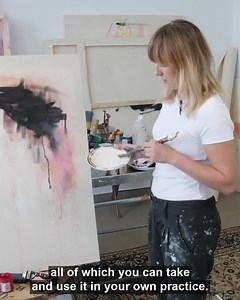 Have you ever looked at an abstract painting and thought “that looks easy”. But then you actually took a brush and.. ⠀⠀⠀⠀⠀⠀⠀⠀⠀ .. it didn't turn out how you wanted (hello, trash can 😥) .. got stuck in the middle not knowing how to continue .. second guessed your every move .. couldn't figure out HOW to even start? ⠀⠀⠀⠀⠀⠀⠀⠀⠀ How amazing would it be to get an uncensored access to the artist’s creative mind and see every one of their strokes? ⠀⠀⠀⠀⠀⠀⠀⠀⠀ Kasia is an abstract artist that loves to pai