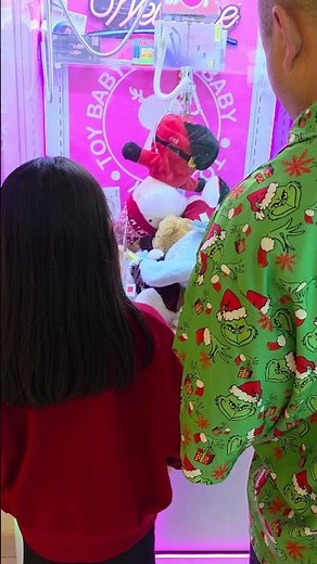 claw machine: got santa!