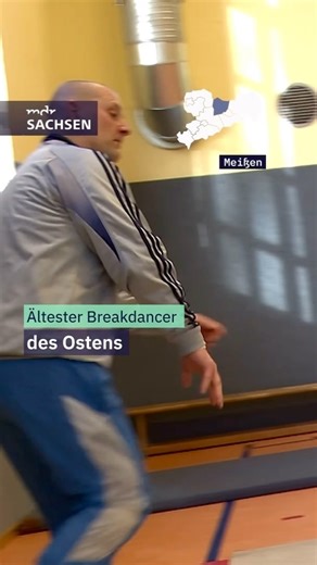 Heiko Hahnewald war zu DDR-Zeiten eine echte Breakdance-Ikone. Ob er immer noch so eine flotte Sohle aufs Parkett legen kann wie damals, seht ihr im Video. ⬆️ #hiphop #breakdance #ostdeutschland | MDR Sachsen