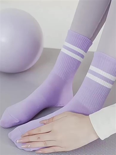 video, Women's Striped Print Sports Socks, 3/8 Pairs Non-slip Silicone Gripped Socks for Yoga, Pi...
