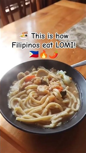 Filipino Lomi Soup with Chili Garlic Sauce 🌶️🍜 | How Filipinos Eat Lomi | Comfort Food