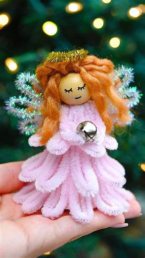One Little Project #easycrafts on Instagram: "👼✨ These pipe cleaner angels are SO sweet and surprisingly easy to make! With just a few simple supplies, you can create your very own choir of adorable Christmas angels! 💖🎄 Made with fluffy pipe cleaners, wooden beads, and sparkly embellishments, these handmade angels are perfect for ornaments, table decor, or festive gifts. You can even customize their hair and dress colour! 💫💒 This is a magical holiday craft that’s fun for both kids and adult