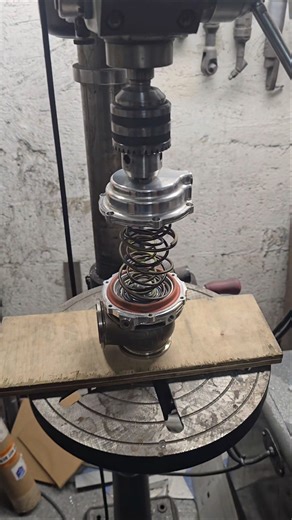 How to change Tial MVR wastegate springs