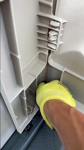 Assembling a Keter 8x11