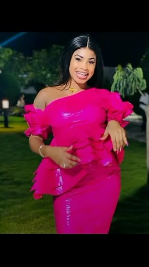 Vidéos de Faby jini (@nenechou25) avec Guuy - Jeeba