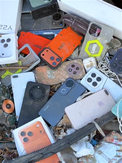 Oops! My God Many iPhone !#fypシ #fypシ゚viral #pageforyou #viral #fyp | iPhones