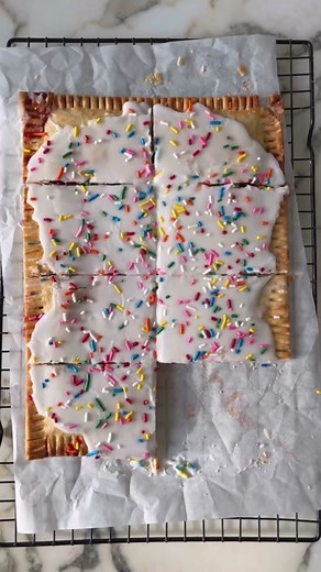 this giant pop tart is everything your inner kid wants. full recipe in my bi-o! #giantpoptart #poptart