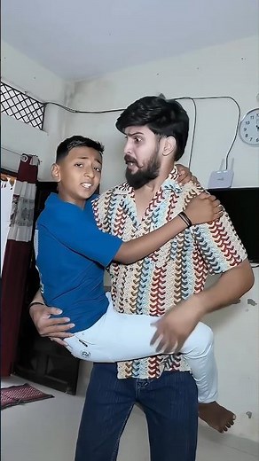 🚀Introducing the "VitaWear SmartBand," a next-generation wearable gadget