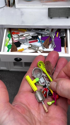 Warning: Tiny Drawer Alert ⚠️ This video might cause extreme tiny excitement. 🤏 My mini kitchen has a