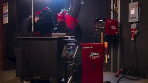 Pulsed welding, a class-leading duty cycle and an intuitive 7-inch color display packed with advanced features make the POWER MIG® 360MP multi-process machine a true welding workhorse. Learn more: https://bddy.me/2VjuaSW #POWERMIG360 #WeldRed | Lincoln Electric