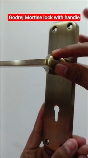 గోద్రేజ్ తాళాలను ఎందుకు అంతగా ఇష్టపడతారు?#shortsfeed #godrej #looks #house #doorlock #lock
