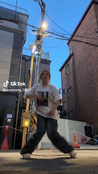 NCT Dream 'Candy' Dance Challenge 안내