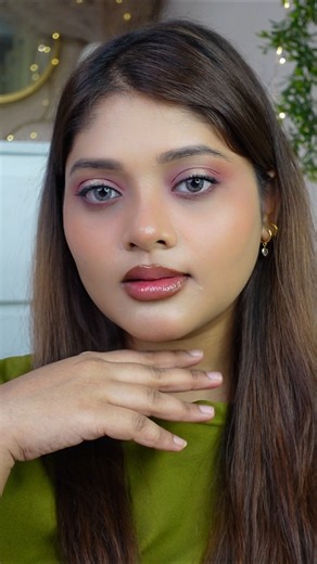 Easy Arabic eyes using red lipstick 💄 #ytshorts #makeup #makeuptutorial #makeuphack