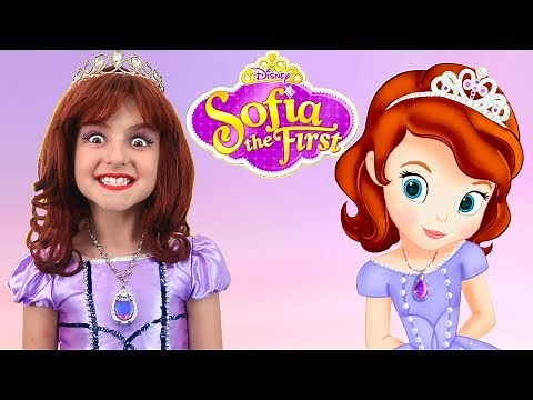 Elsa Dressed Up in Princess Sofiia's Dress Costume and Sings Along with Kids Songs | Super Elsa