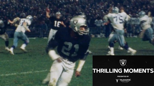 George Blanda throws TD to Cliff Branch | Thrilling Moments