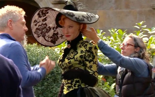 【花絮】凯特布兰切特灰姑娘拍摄花絮 Cinderella Behind The Scenes Footage