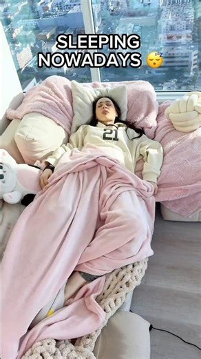 Sleeping 🥰#elsarca #tiktok