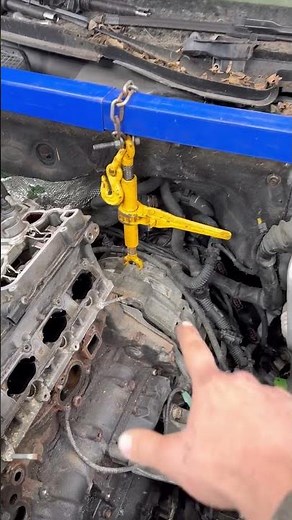 2.0t Audi B8 B8.5 Engine Removal Tactic Engine Support Bar to lift Front of Transmission