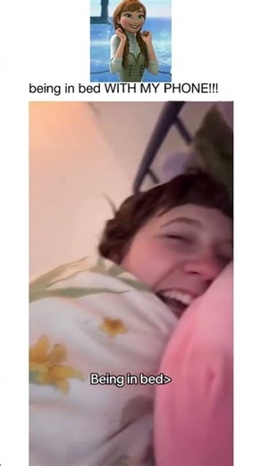 Being in bed with my phone 💀