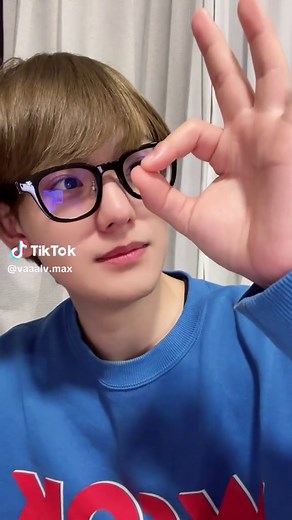 ブルーライトカット助かるぅ#tiktok #音ハメ #fyp