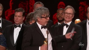 "Green Book" has won the 2019 Oscar for Best Picture. "The whole story is about love. It's about loving each other despite our differences, and finding out the truth about who we are. We're the same people." #Oscars abcn.ws/Oscars | ABC News