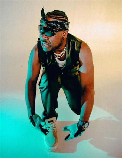 Evok’s “Feeling Sure” Reminds Us That Love Can Feel Safe and Certain