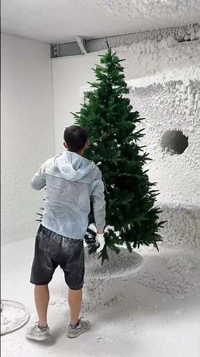How to Flocked Christmas tree ？ #decor #decoration #christmastree #christmas #xmas #christmasdecor